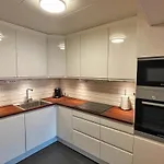 Appartement Otnes Fjordside - Large 80m2 860sqft Aurland