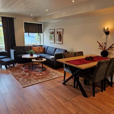 Otnes Fjordside Appartement *