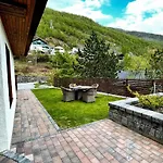 Apartman Otnes Fjordside - Large 80m2 860sqft
