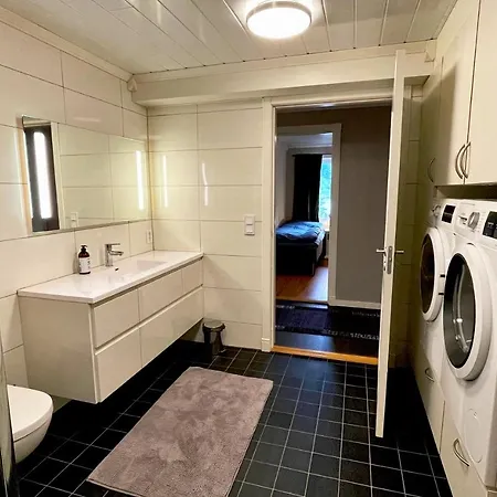 Otnes Fjordside - Large 80m2 860sqft Appartement *