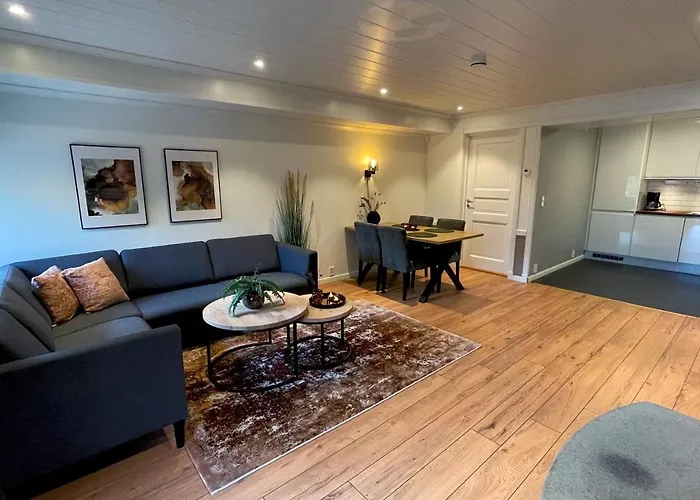 Appartamento Otnes Fjordside - Large 80m2 860sqft Aurland